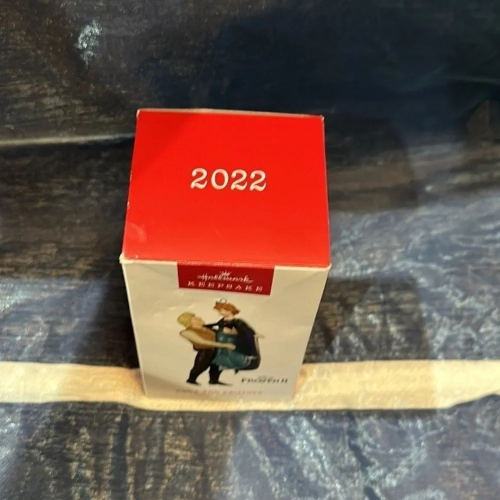 2022 Hallmark KEEPSAKE 